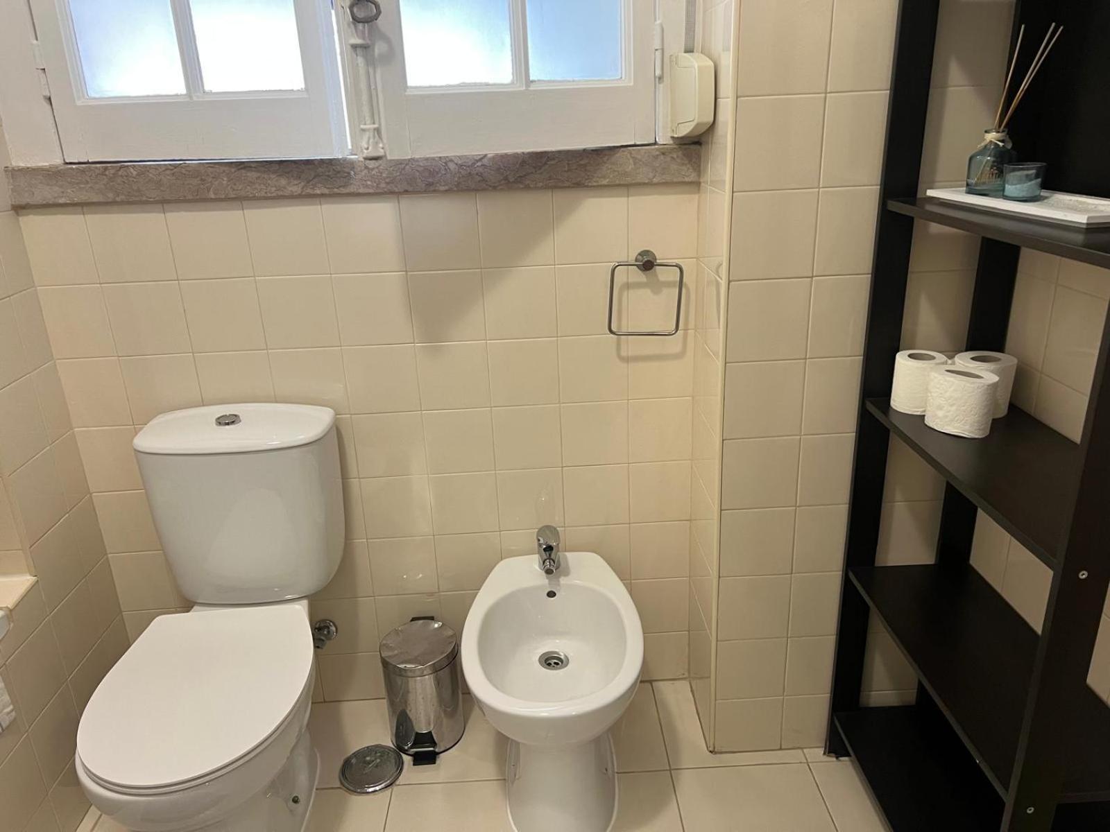 Alvalade II Airport Guest House — Photos 3